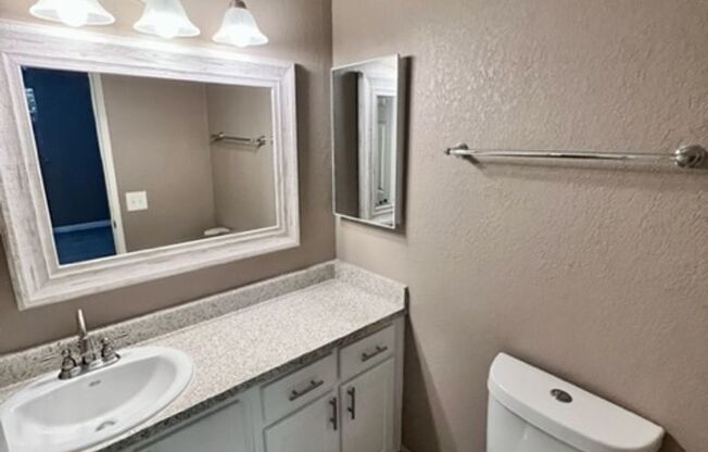 2 beds, 2 baths, 900 sqft, $1,795, Unit 95