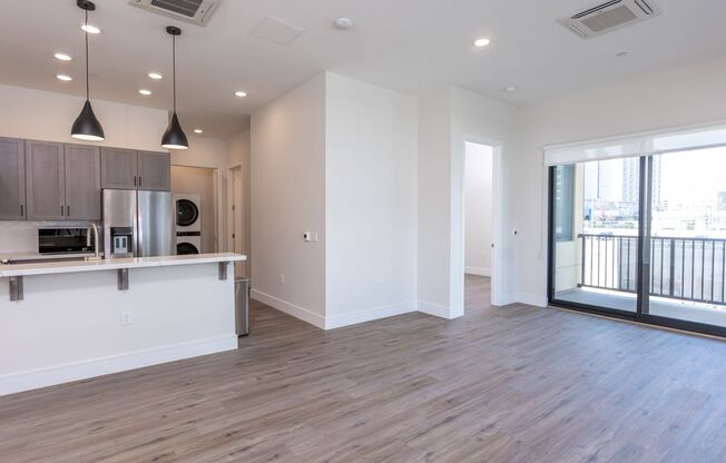 1 bed, 1.5 baths, 823 sqft, $1,800, Unit 505