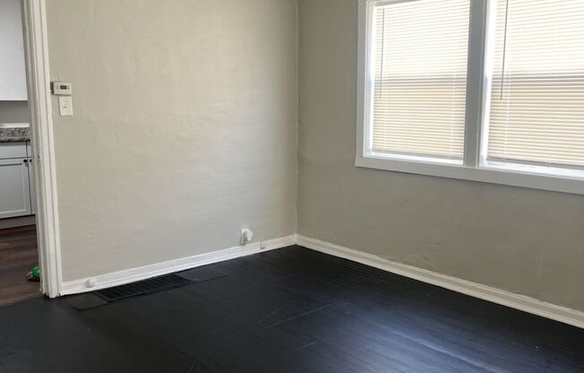 1 bed, 1 bath, 700 sqft, $750, Unit 1206