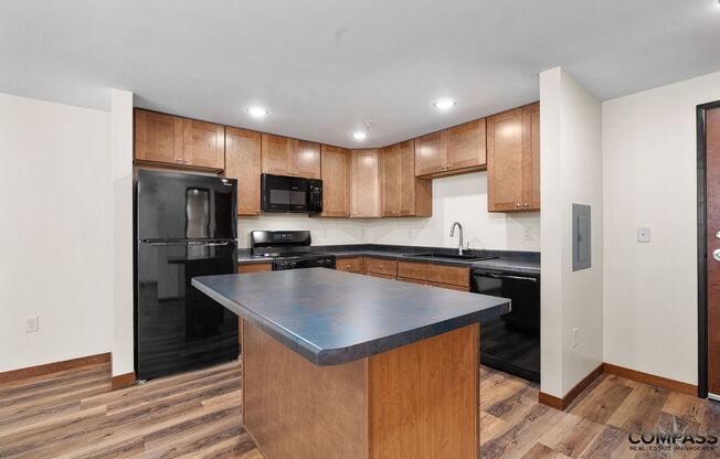 610 Gray St Apartments