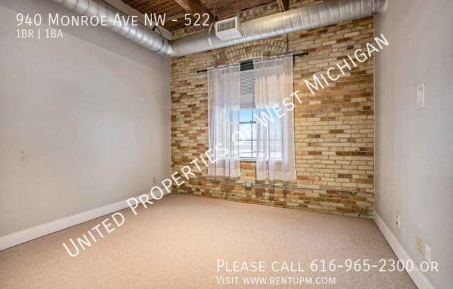 940 Monroe Ave NW