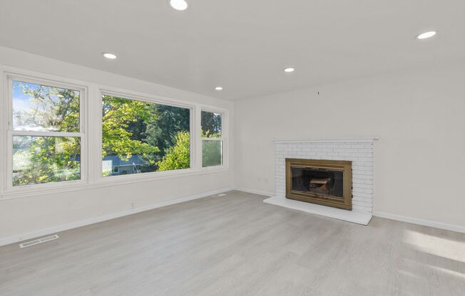 Cozy 4 bed house in Bothell