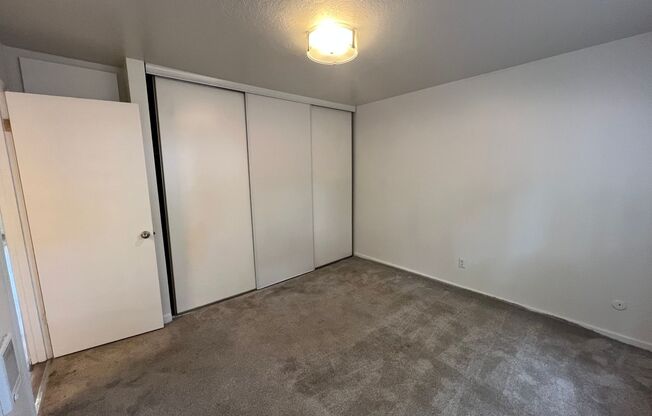 1 bed, 1 bath, 595 sqft, $1,225, Unit 5