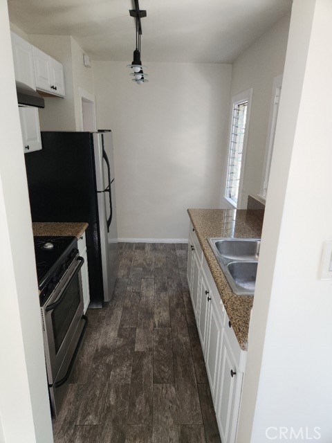 1 bed, 1 bath, 1,470 sqft, $3,500