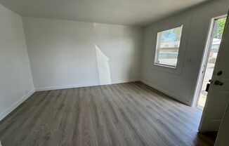 Division St Apartments
