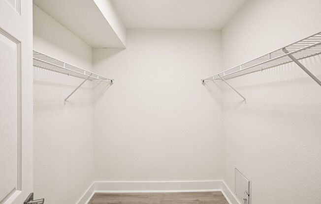 2 beds, 2 baths, 992 sqft, $1,675