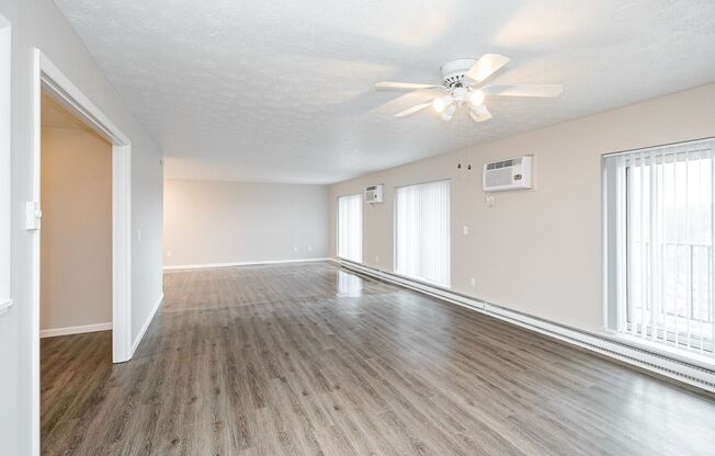 2 beds, 2 baths, 1,250 sqft, $2,110, Unit 7-PH3