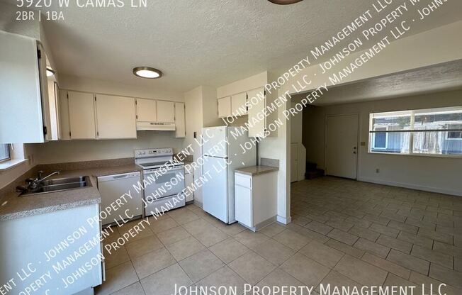 5920 W CAMAS LN