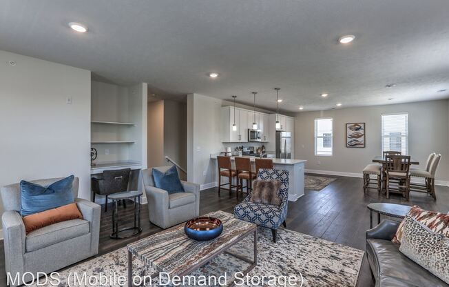 Coventry Pointe
