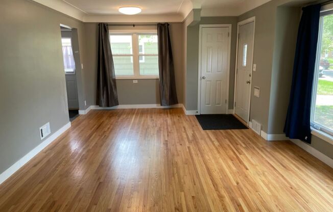 Updated, Modern, 4 Bed, 2 Bath, 3+Car Garage
