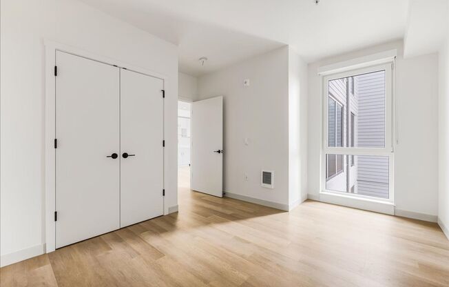 2 beds, 2 baths, 950 sqft, $2,599, Unit 202