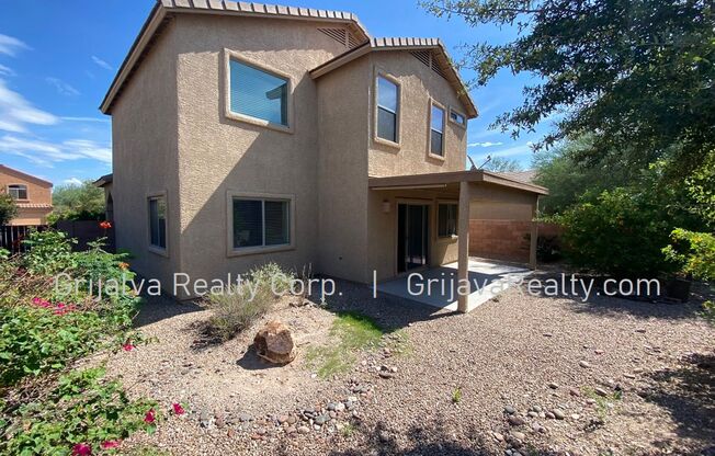 4 beds, 2.5 baths, $1,875