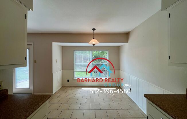 Available July 12: Duplex Close to Texas State Bus Stop