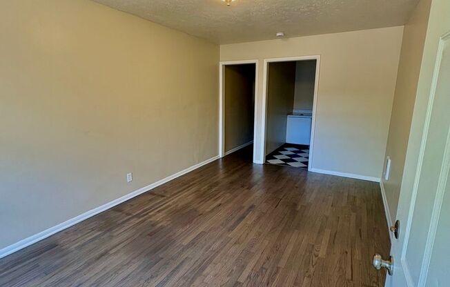 West Tabor Apartments