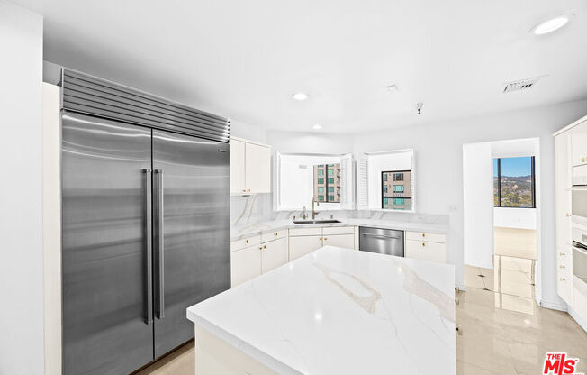 3 beds, 4 baths, 2,814 sqft, $18,000, Unit PH1505