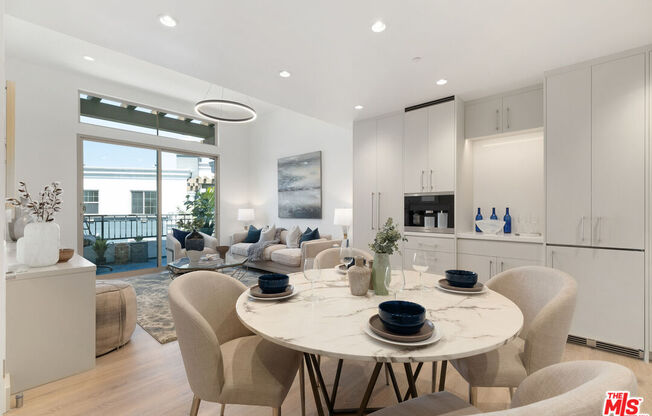 1 bed, 1 bath, 720 sqft, $4,195, Unit 310