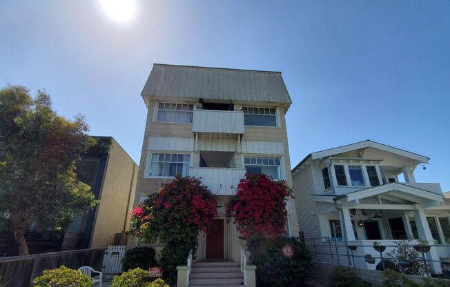 30 Dudley Ave