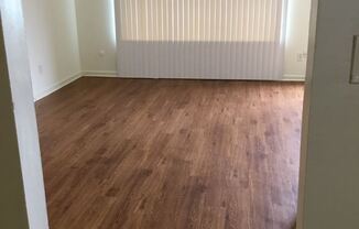 5343 Grand Lake Cres
