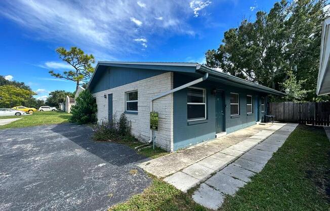 3716 137th Avenue North - 1