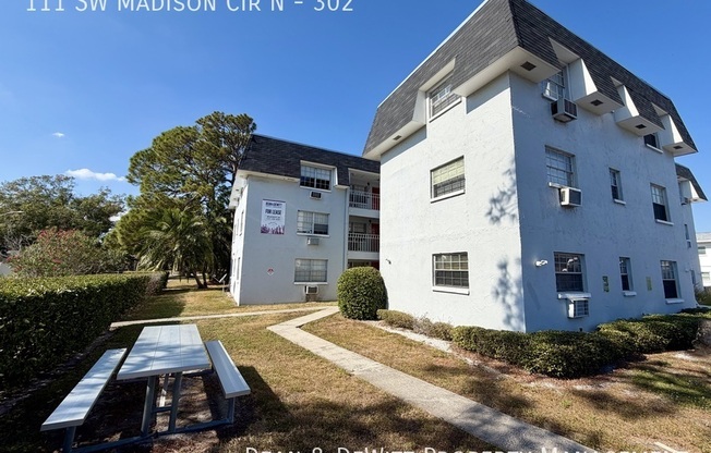 111 SW Madison Cir N