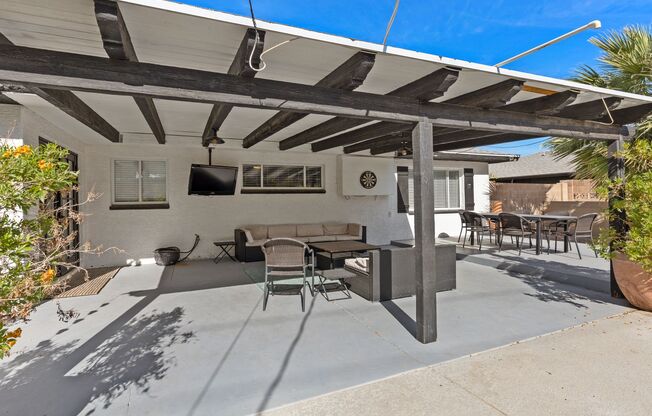 Now Leasing – Fully Updated Scottsdale Home!