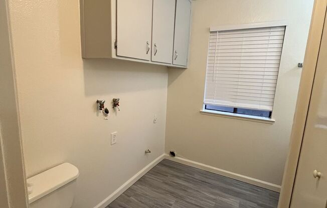 2 beds, 2 baths, $1,500, Unit 2721