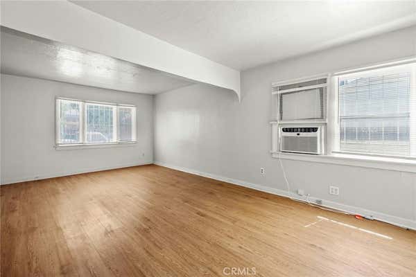 2 beds, 1 bath, 809 sqft, $2,500