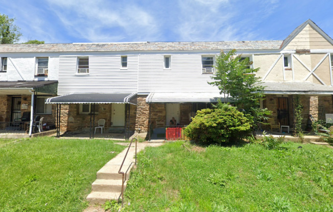 Charming 3-bedroom, 1-bathroom home located in the vibrant city of Baltimore, MD.