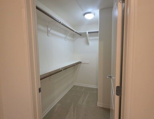 1 bed, 1 bath, 600 sqft, $2,700, Unit 227