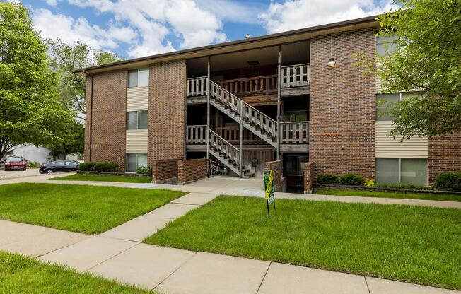 1701 BURNHAM