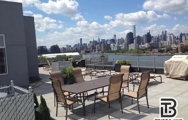 1 bed, 1 bath, $3,450, Unit 77