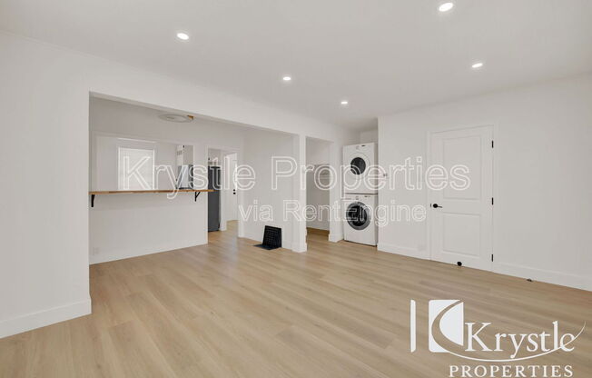158 CALHOUN ST