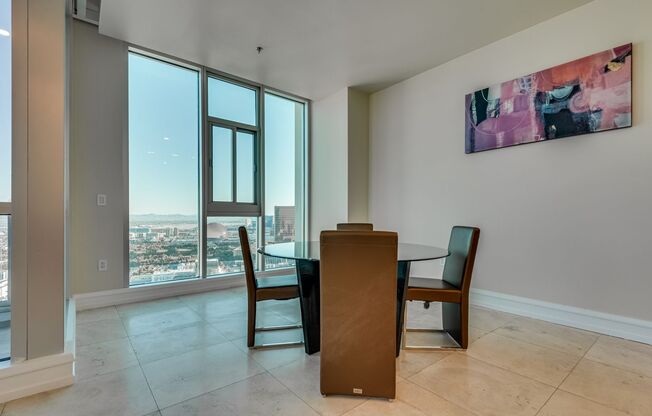 3 beds, 5 baths, $18,975, Unit # 4305