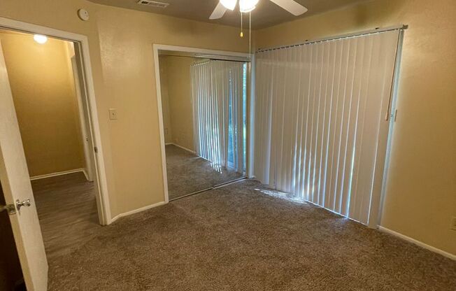 2 beds, 1.5 baths, 1,010 sqft, $1,095