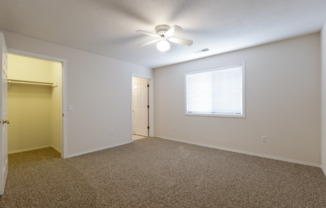 2 beds, 2 baths, 1,035 sqft, $1,540, Unit 1215