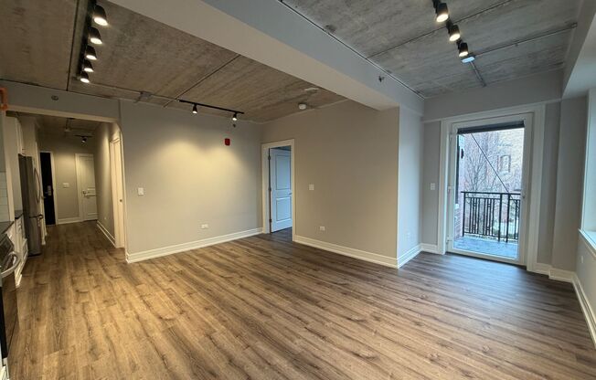 2 beds, 2 baths, 908 sqft, $3,550, Unit 952-205