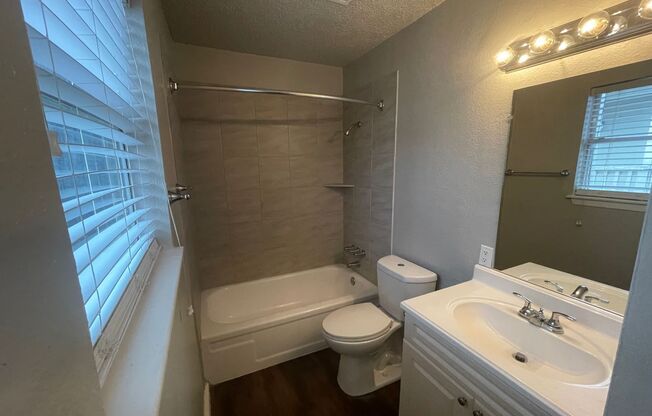 1 bed, 1 bath, 534 sqft, $825, Unit 210