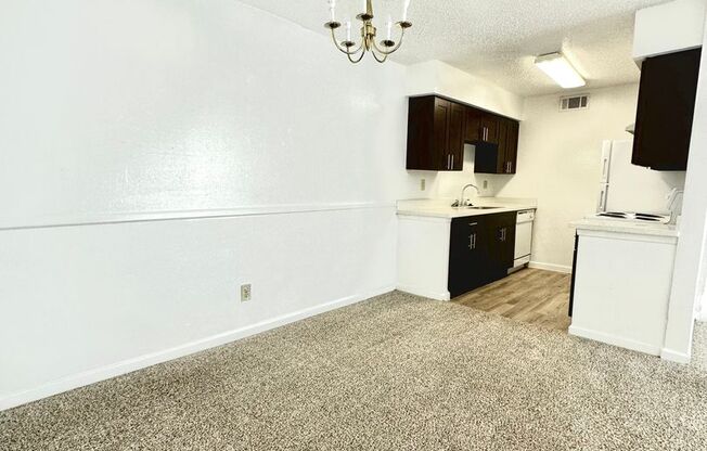 1 bed, 1 bath, 710 sqft, $960, Unit 120