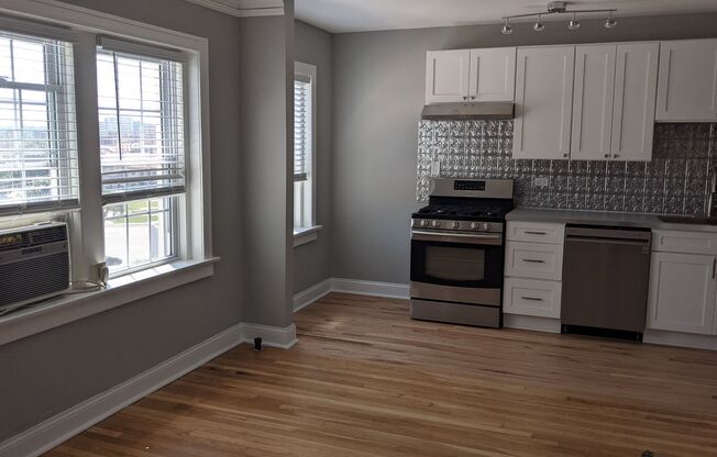 1 bed, 1 bath, 1,050 sqft, $1,195, Unit 131-133 East 46th St - 6