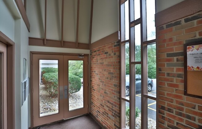 2 beds, 1.5 baths, 920 sqft, $950, Unit 1420 West Glen Avenue Apt 113