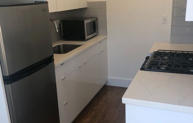 Studio, 1 bath, $2,495, Unit 304/G7