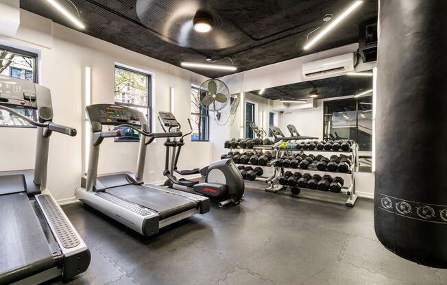 Studio, 1 bath, 201 sqft, $1,340, Unit 415