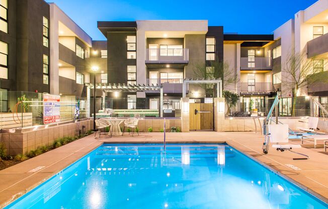 The Californian Coastal Apartments