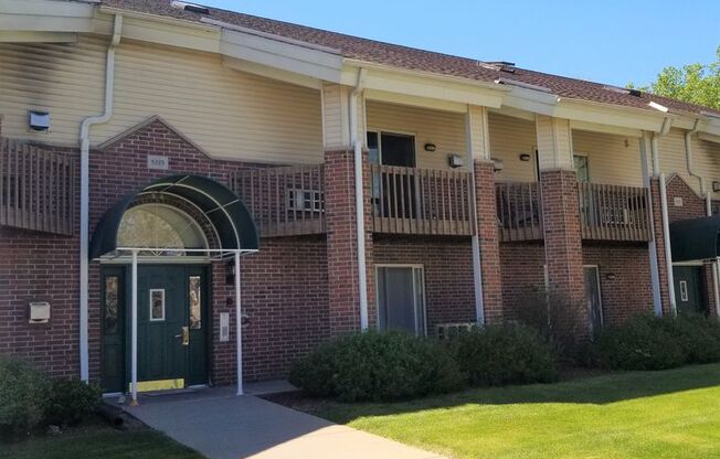 Pine Ridge Apartments
