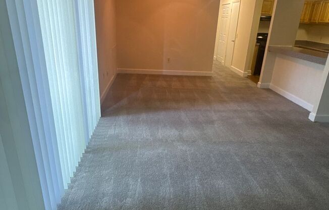 3 beds, 2 baths, 1,300 sqft, $2,300, Unit 3412 #203