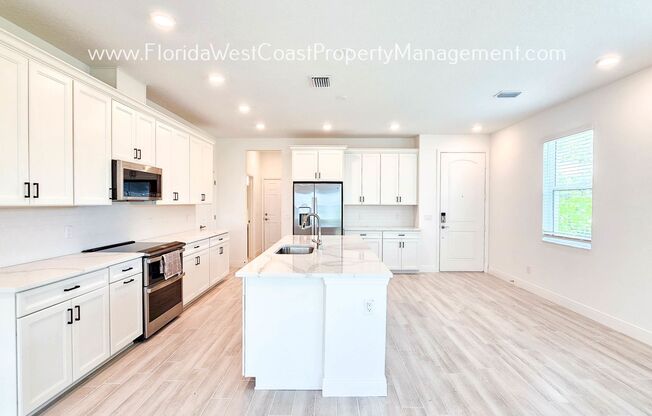 OUTSTANDING 3 BEDROOM PLUS BONUS in SIENNA PARK! BRAND NEW HOME!