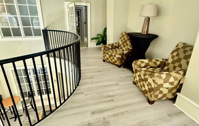 1 bed, 1 bath, $1,675, Unit Unit 378