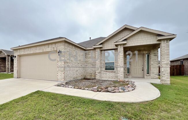 Beautiful 3/2/2 in Fort Worth For Rent!