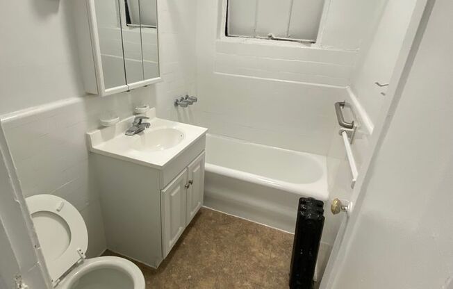 1 bed, 1 bath, 480 sqft, $1,900, Unit D08