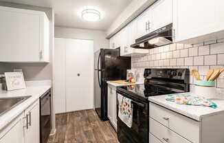 The Stinson Apartment Homes Model Kitchen